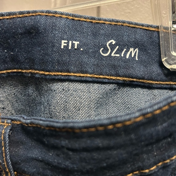 Eddie Bauer jeans like new, I never wear anything out, like new. Length 32 - Picture 3 of 3